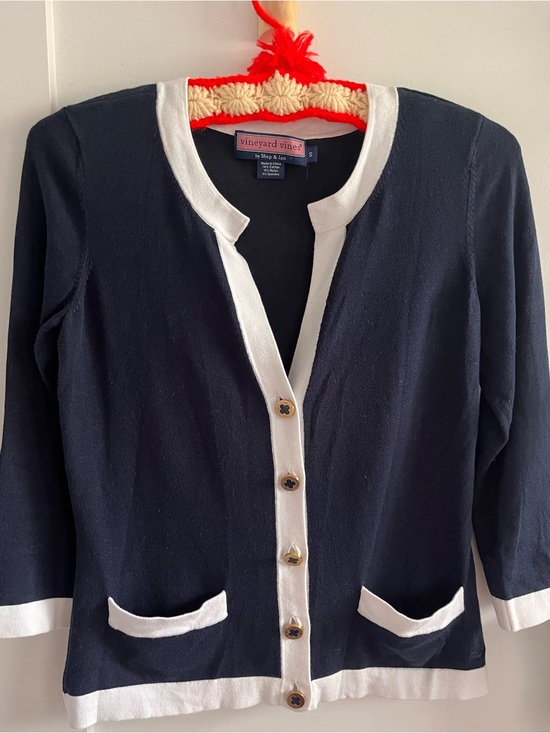 Vineyard Vines Sweaters - Vineyard Vines preppy cardigan